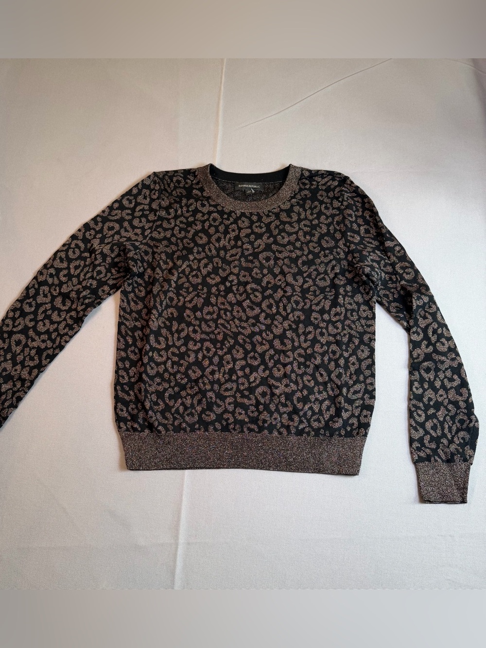 Banana Republic Women’s szM Black & Metallic Leopard-Print Crewneck Sweater NEW